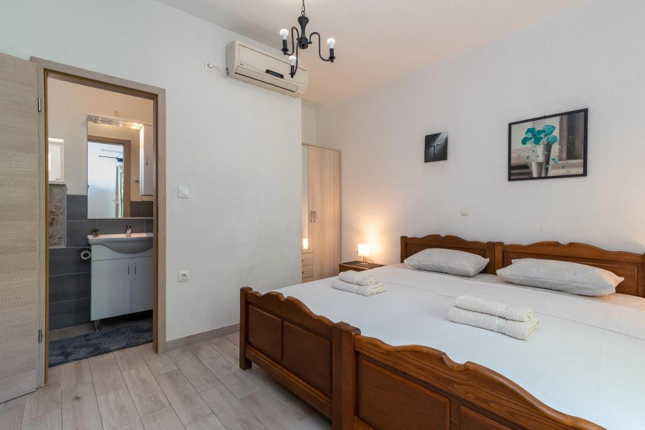 Filomena Rooms Trogir Exterior photo